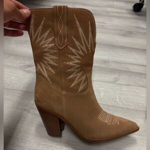 Marc Fisher Tan Western-Style Women's Boots